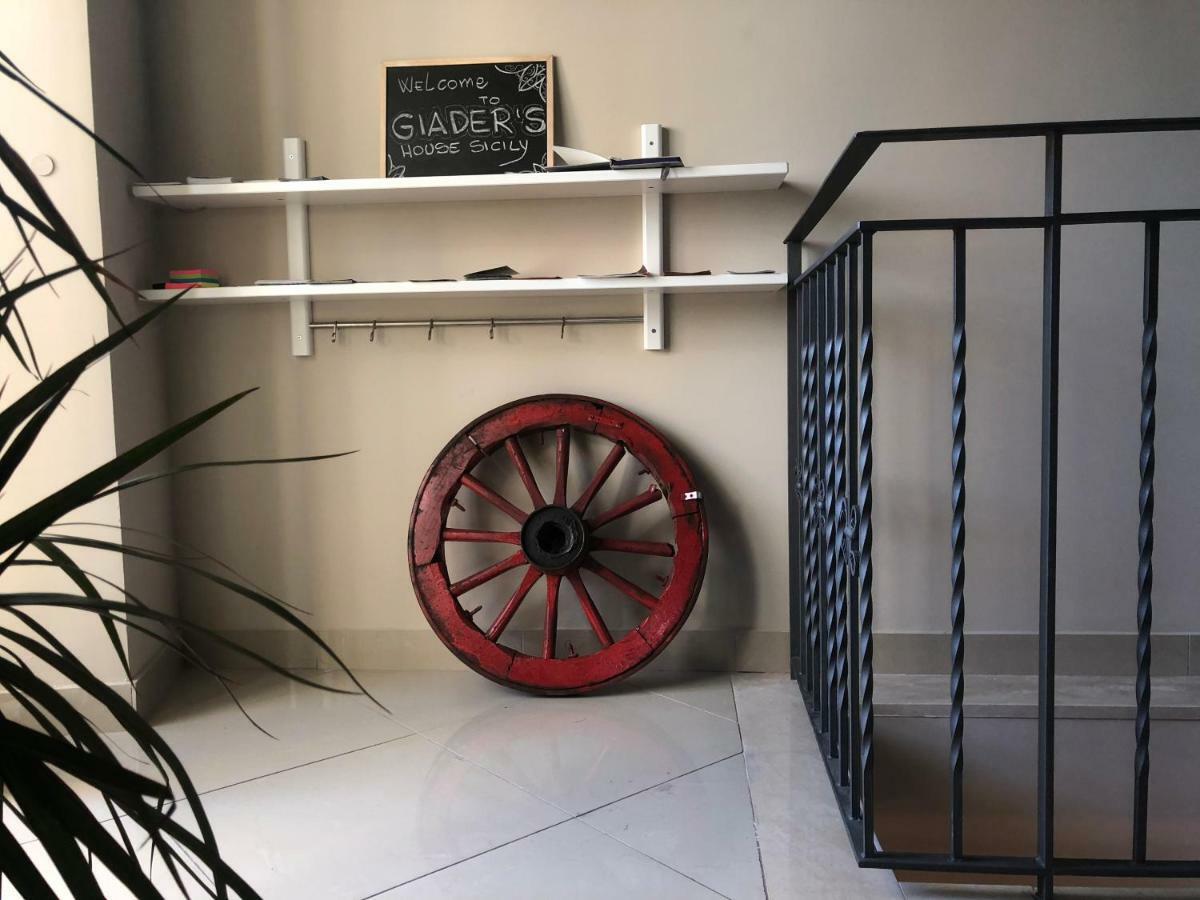 Apartamento Giader'S House - Free Parking CTA Exterior foto